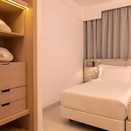 Fariones Hotel 4*